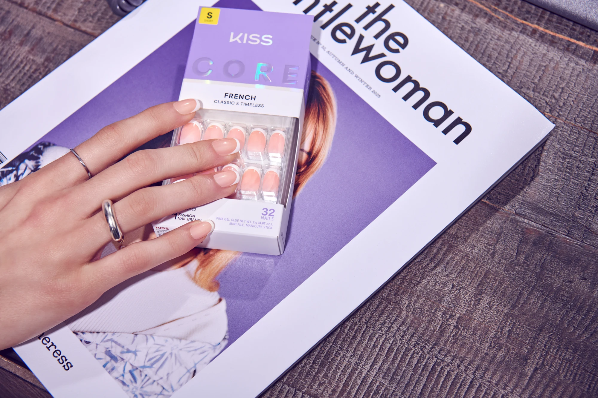 CF03 · Package and manicure detail